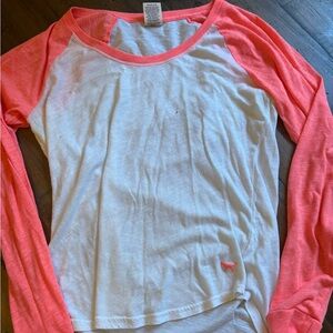VS PINK long sleeve t-shirt